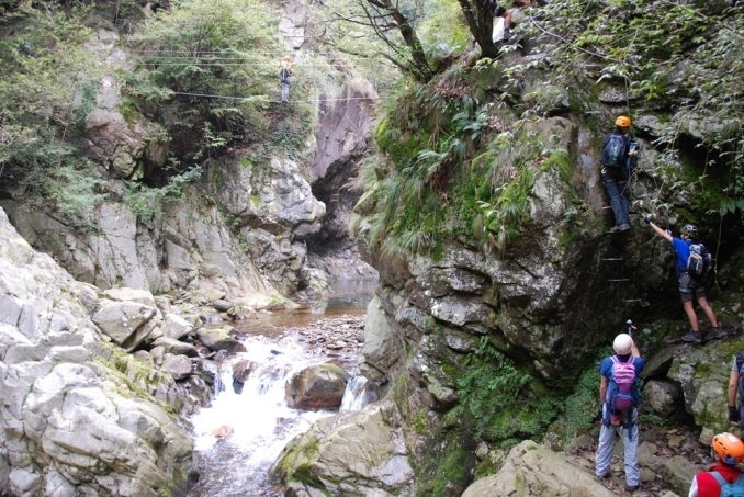 Escursioni: ferrata dell'infernone sul torrente elvo - oltrebosco